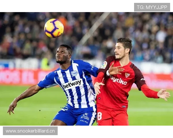 本轮足球赛况全面汇总焦点战回顾与数据解析关键进球战术走势球员表现